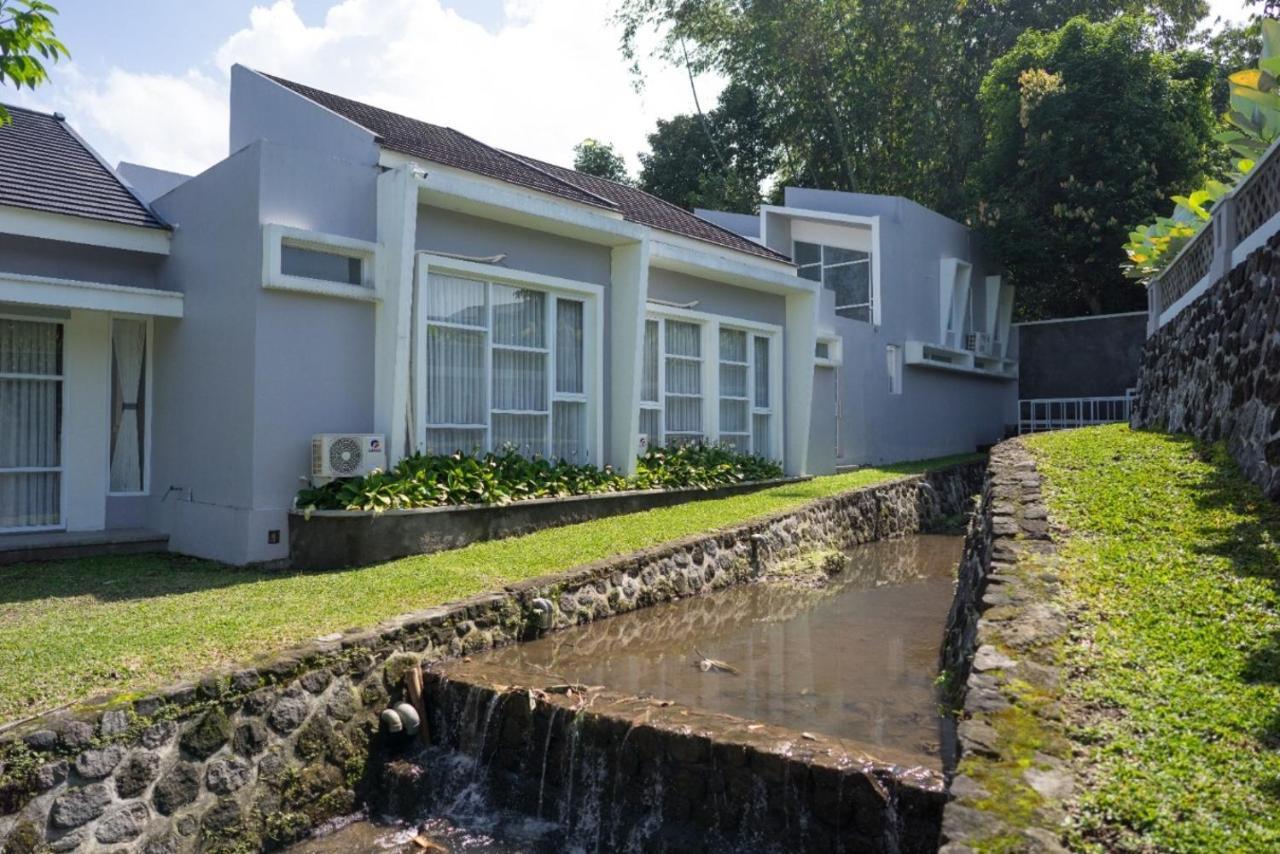 Villa Languket I Bedojo Exterior foto
